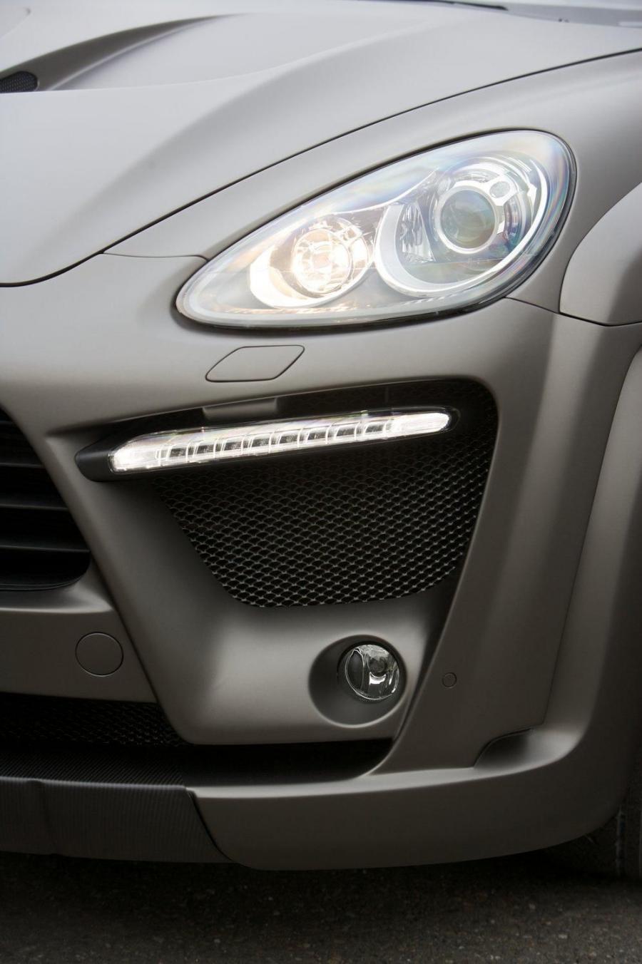 Porsche Cayenne by FAB Design 2011 года  (фото 6 из 23)